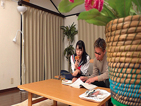 純朴パイパン少●中出し～性癖異常者の猥褻行為～りょう お漏らし地味っ娘　サンプル画像02